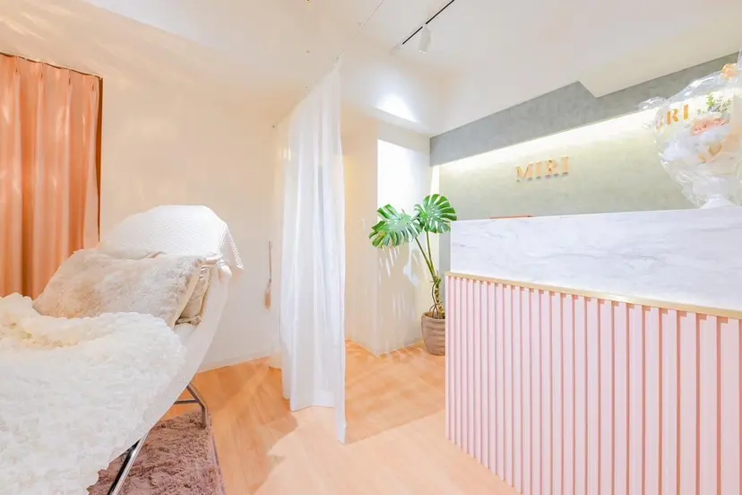 🌷まつ毛パーマ 専門店MIRI 🌷の掲載