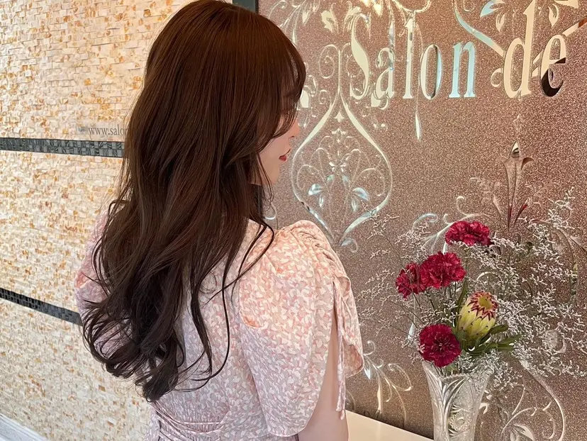 Salon de With 浅見友梨香の掲載