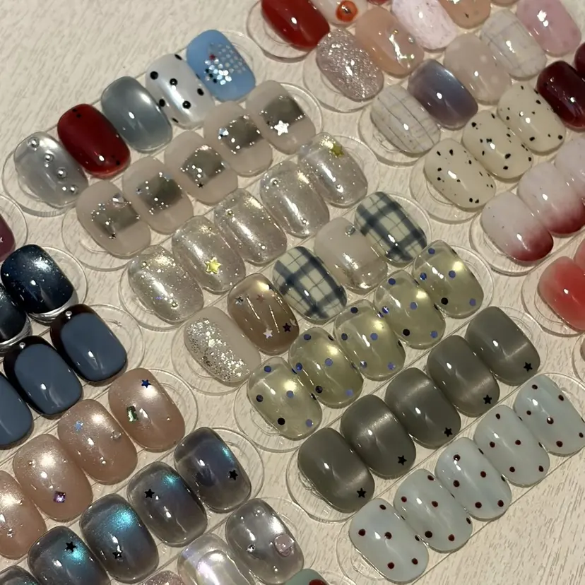 HAZY☁️長堀橋 |ショートネイル🧸の掲載