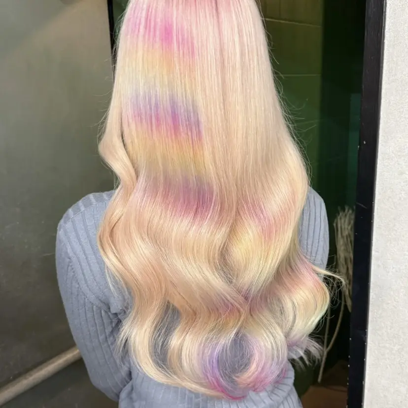 シンジ /デザインカラーの掲載