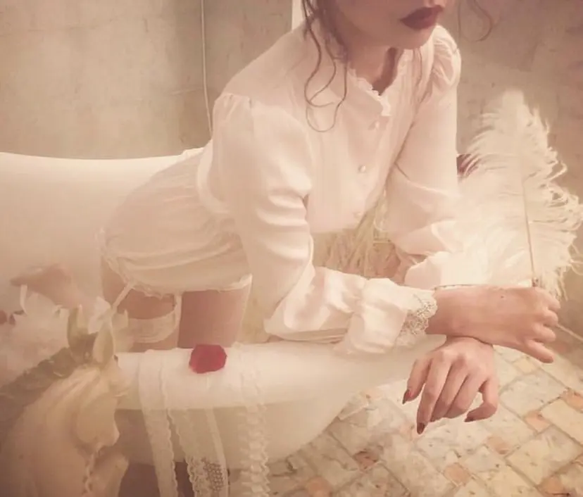 ULTOWA/銀座 ERIの掲載