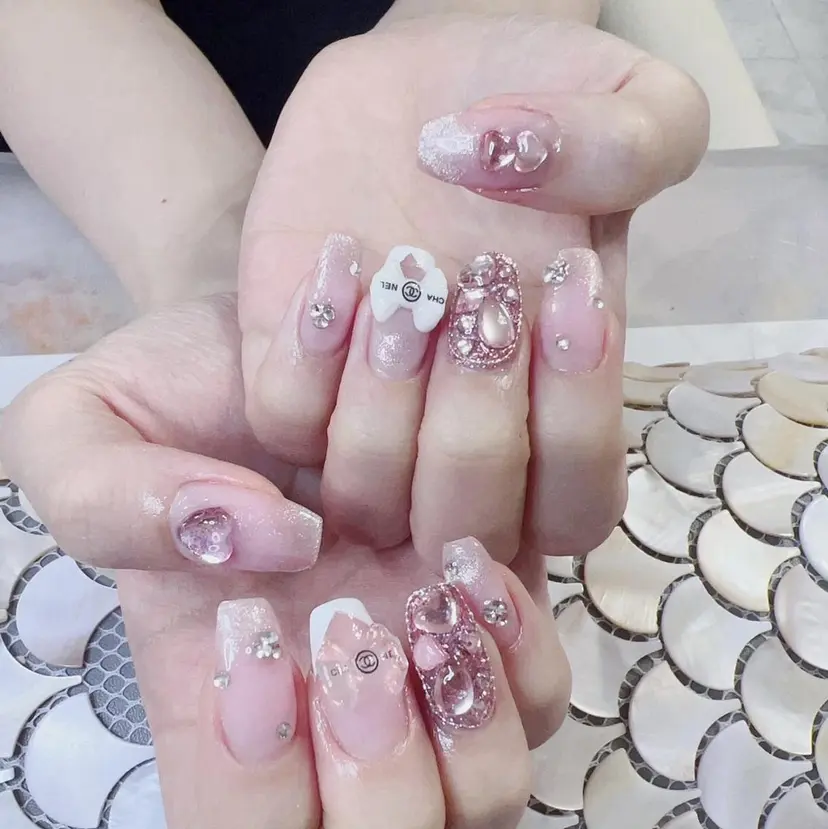 FJ ネイルサロンの掲載