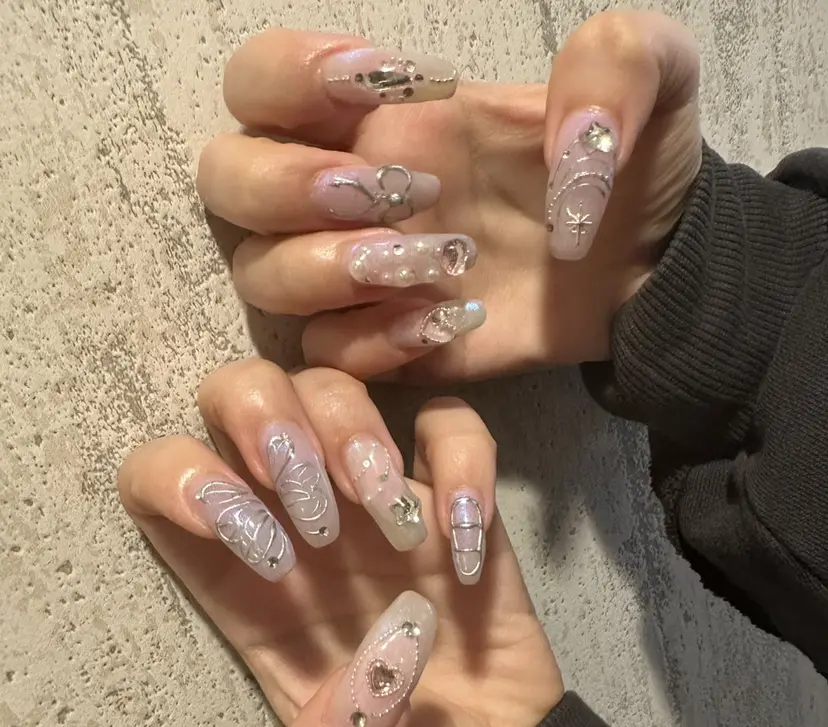 ネイリスト EMIの掲載