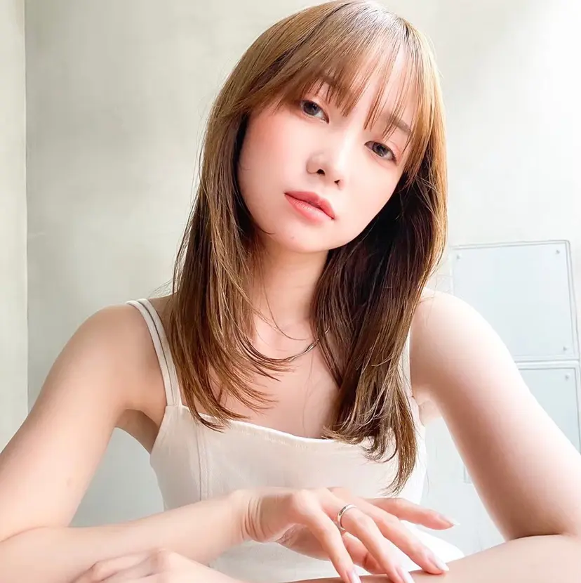 透明感/オリーブ/ グレージュ/YUKAの掲載