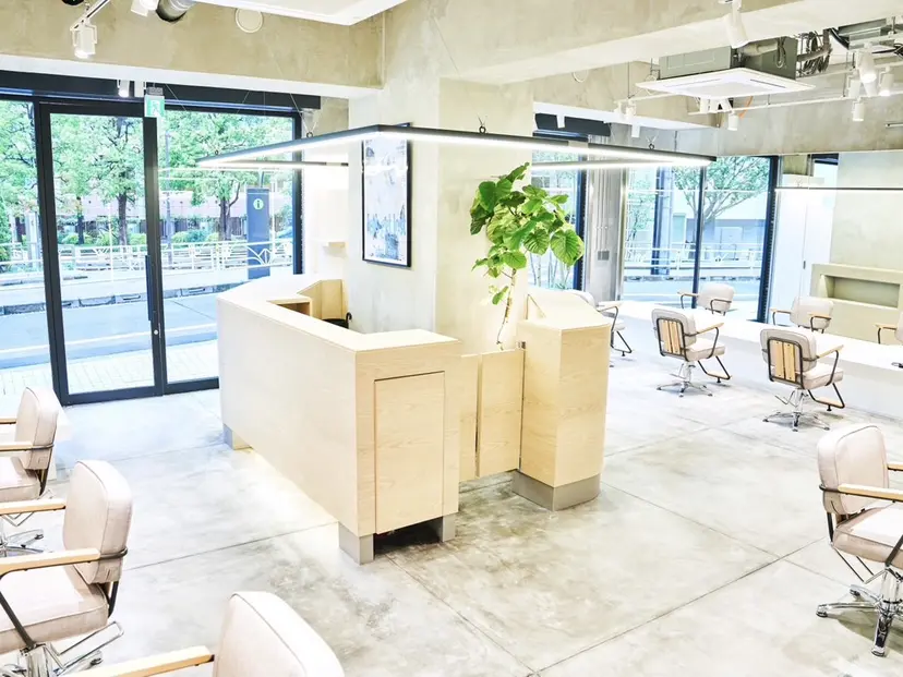 トシキ/艶カラー /似合わせカットの掲載