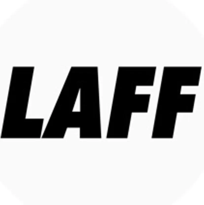 ブリーチ縮毛矯正 LAFFYuiの掲載