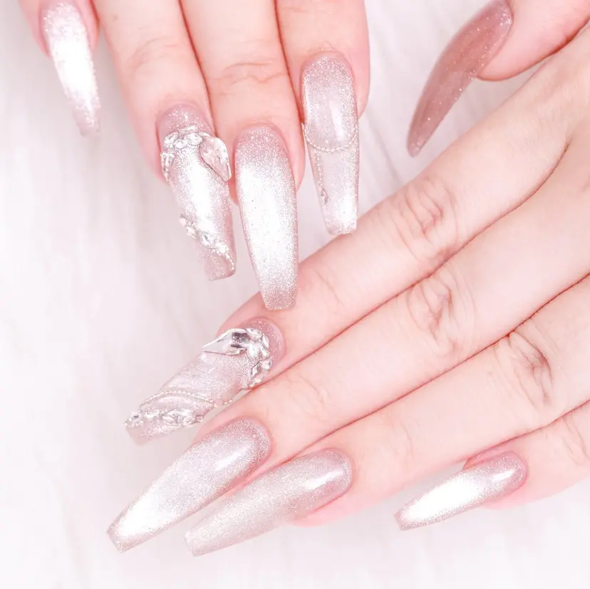 Azusa🩵 ネイル💅🏻南森町の掲載