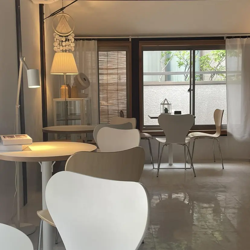 園田まい/レイヤーカ ット／透明感カラーの掲載