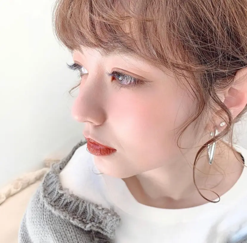 【束感まつ毛 】 ELFINの掲載