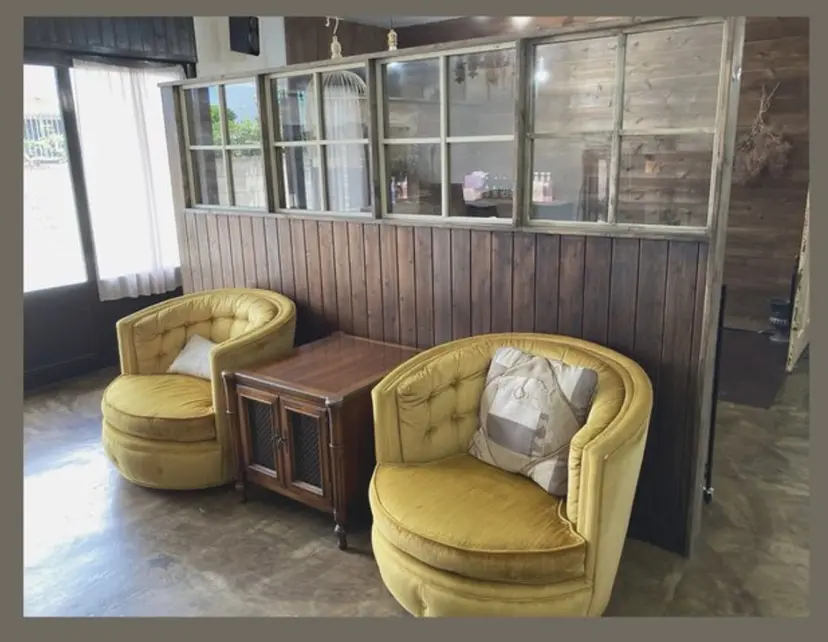 大人ヘア/白髪ぼかし chambreの掲載