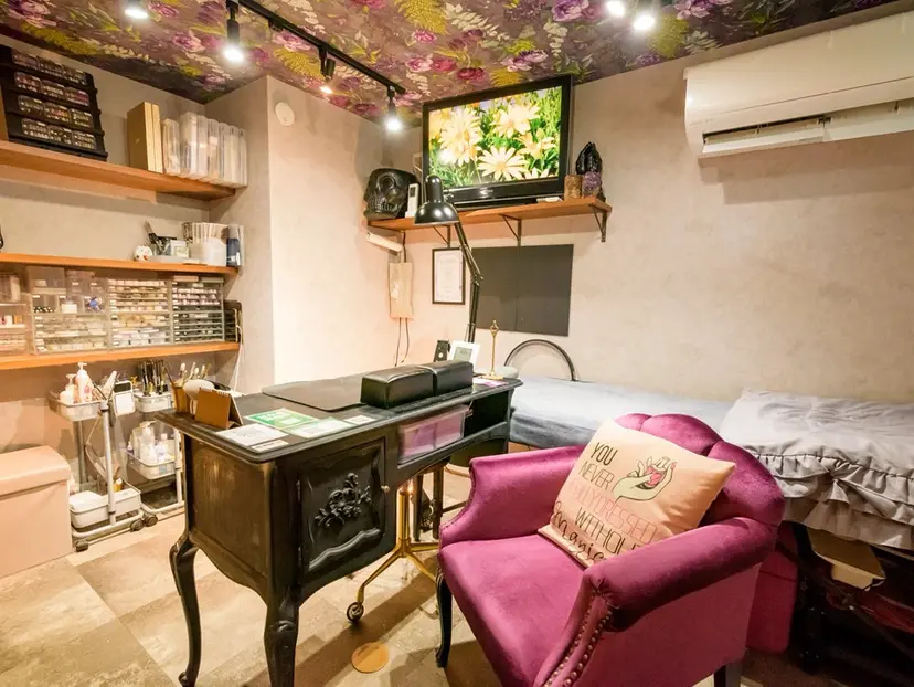 ネイルアーティスト SUE（スゥ）の掲載