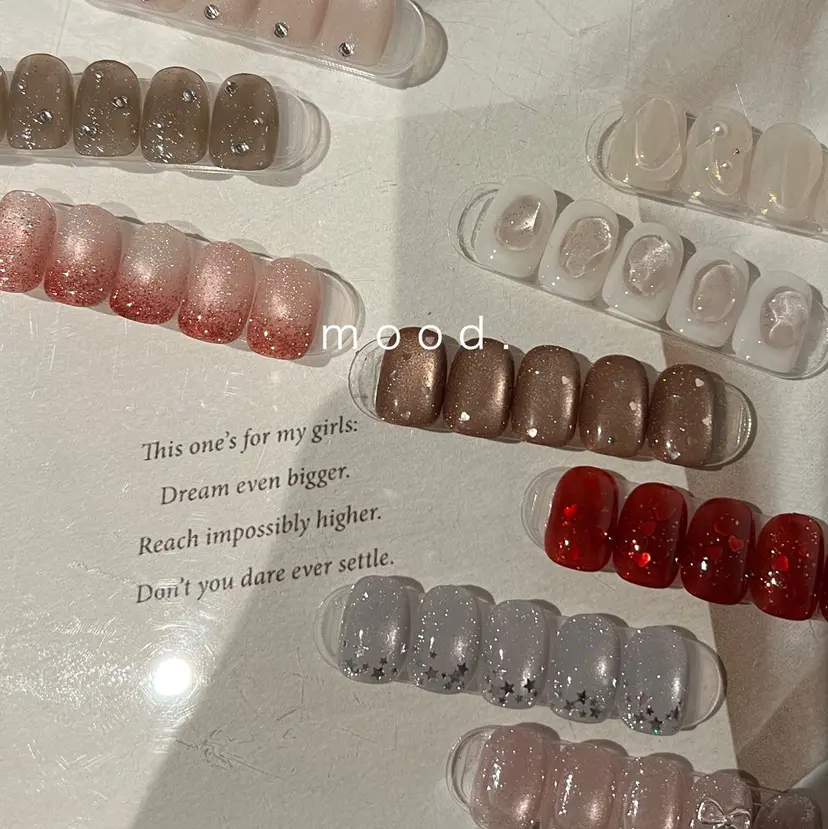 m o o d . emiの掲載