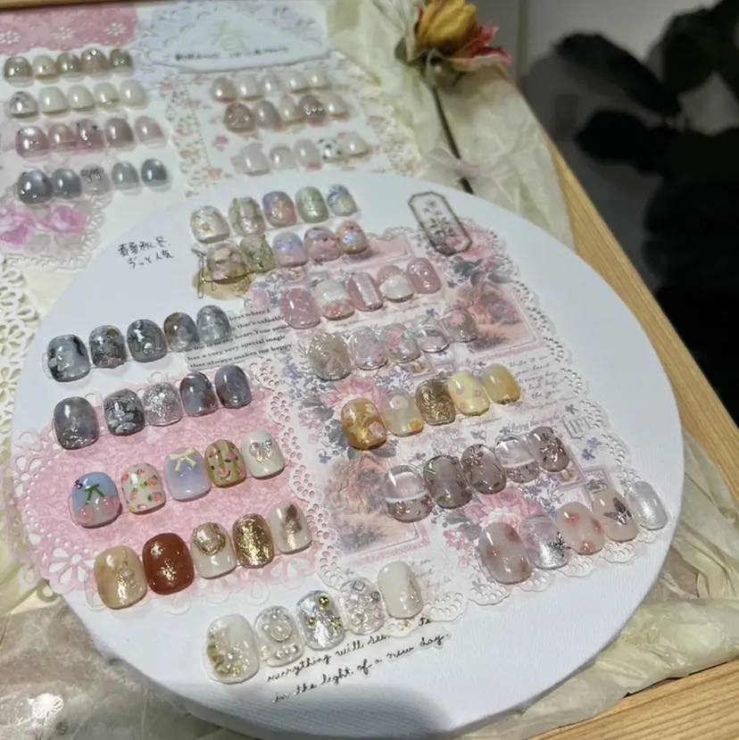 pholeisi Art nailの掲載