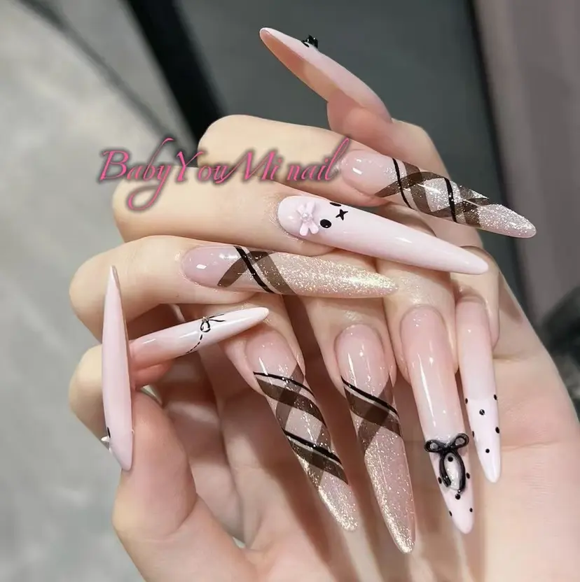 ネイル💅 ひなの掲載