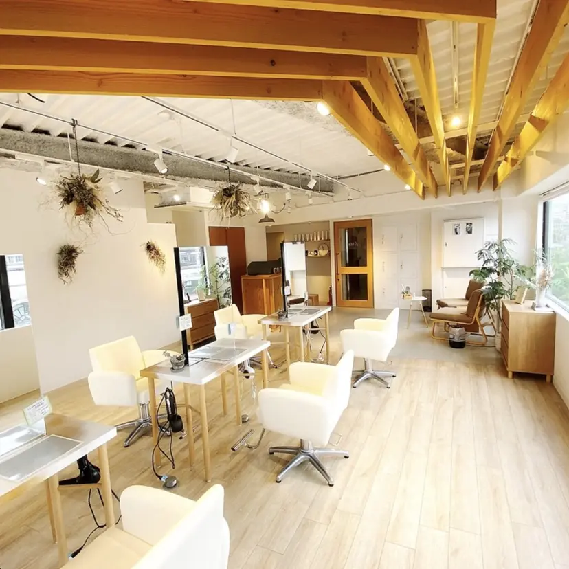 Mako 【艶髪/似合わせ】の掲載