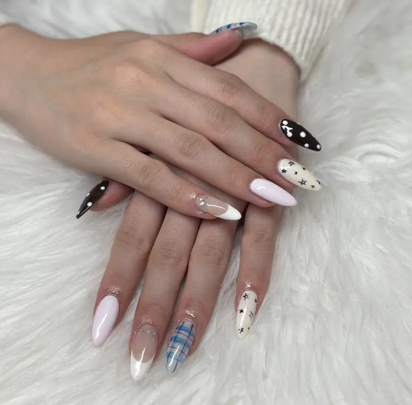 ネイルサロン ANELAの掲載