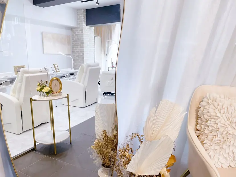 パラジェルサロン 大人女性が通うサロンの掲載