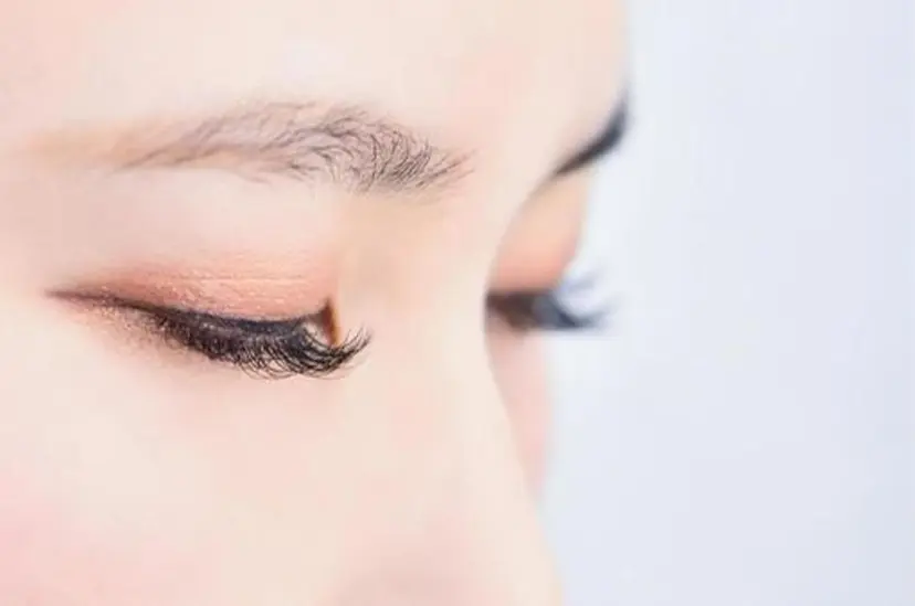 NICORA. hair+eyeの掲載