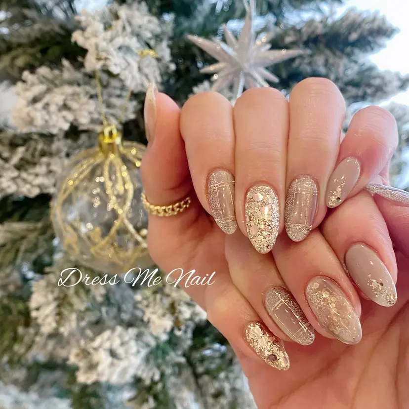 Dress Me Nail 鈴木の掲載