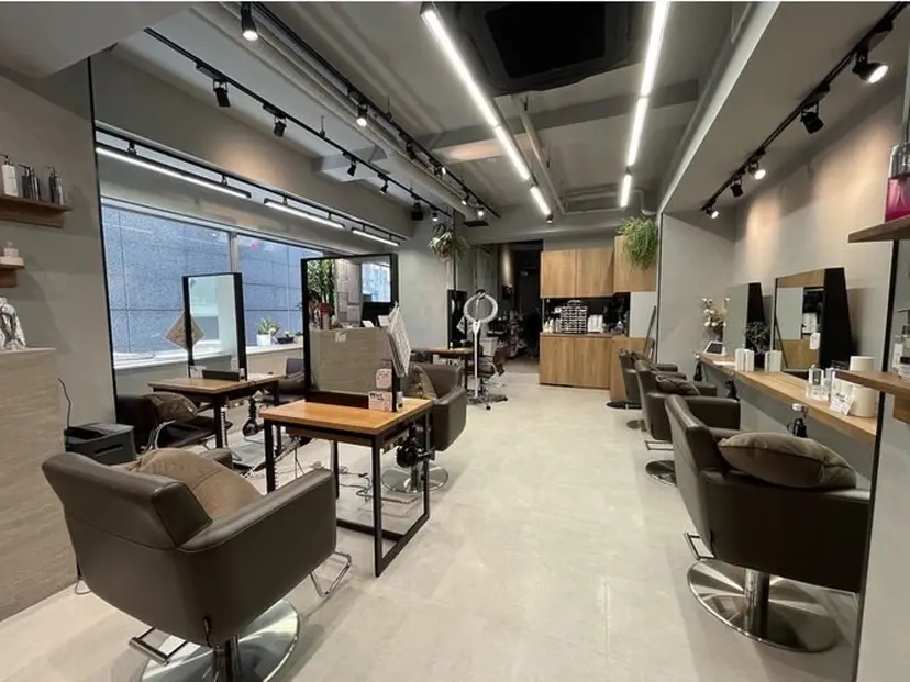 透けるベージュ/ 艶カラー♡の掲載