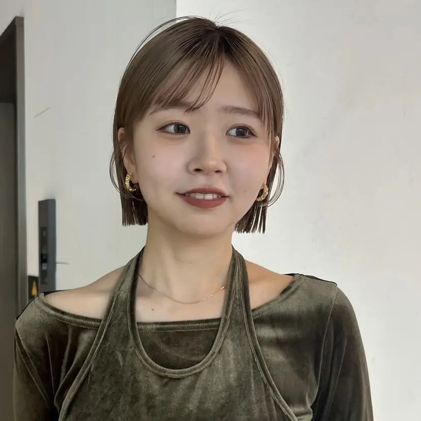 ぷつっとボブ/ ブリーチ/池袋ももなの掲載