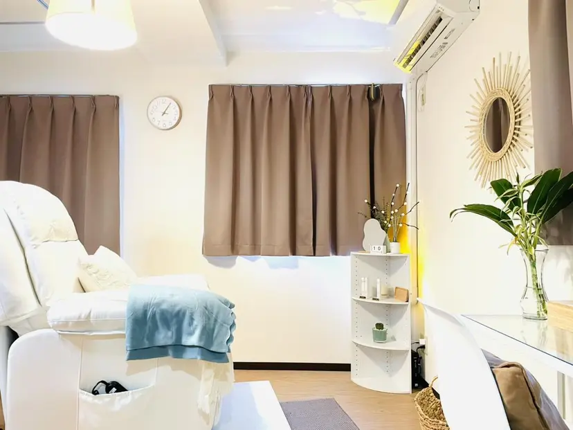 Li'a【リア】 成瀬なぎ子の掲載