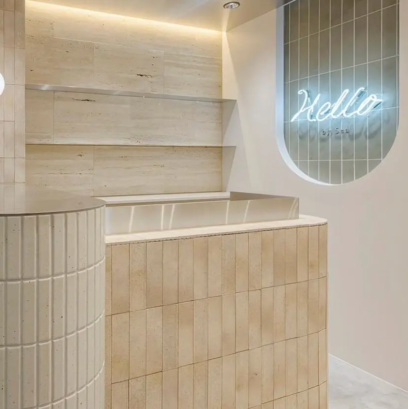 Hello by Seaの掲載