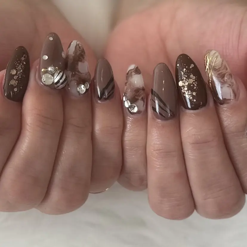 リオッサ  オブ ラグーン神戸店の掲載