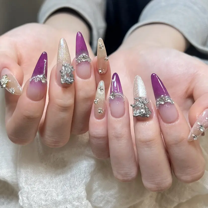 Lumiereva nail salonの掲載