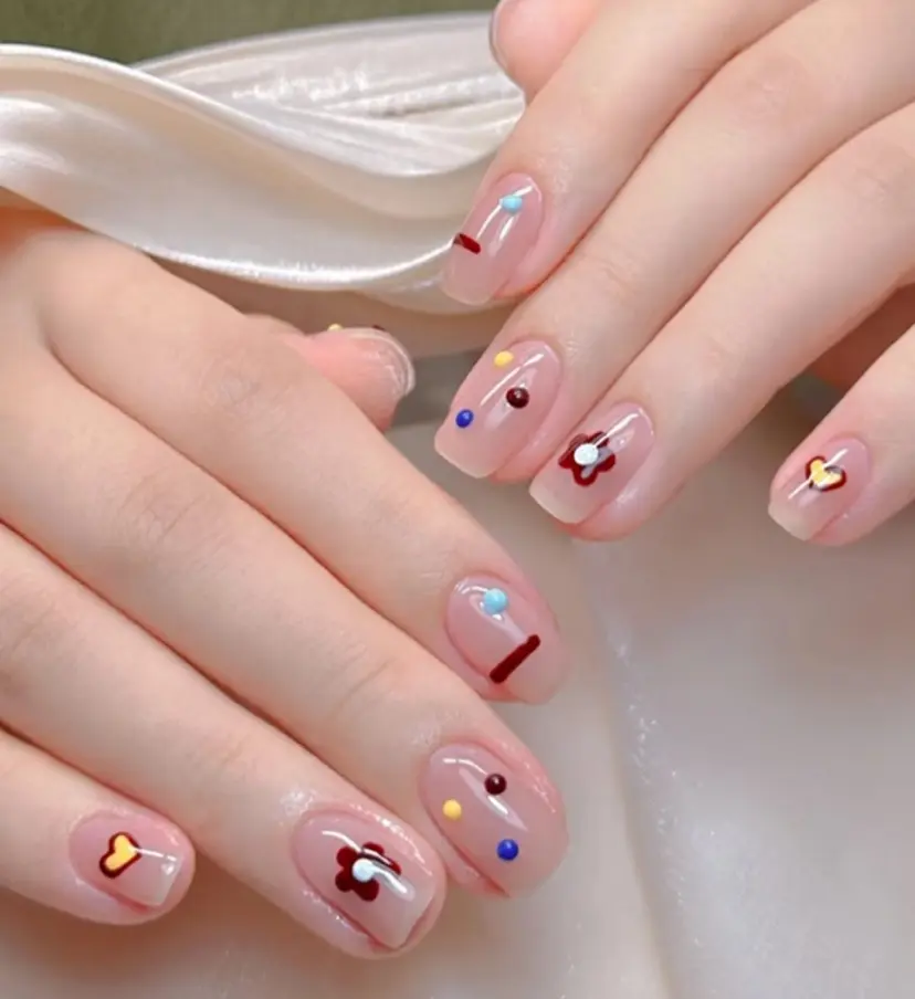 AZA NAILROOMの掲載