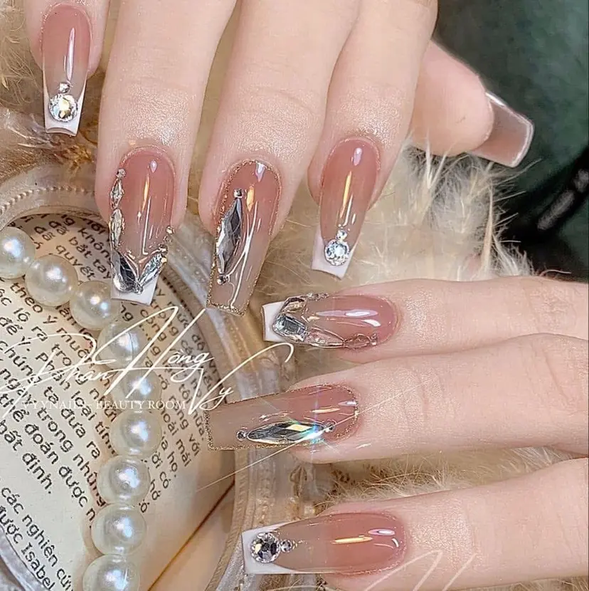 Beauty Pink Nailの掲載