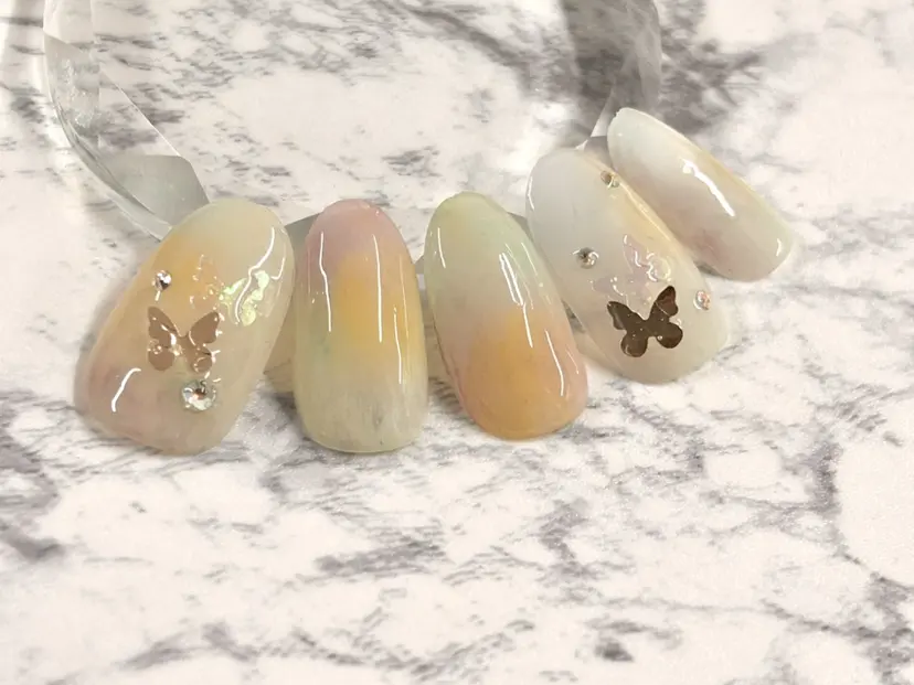 杉山 ネイリストの掲載