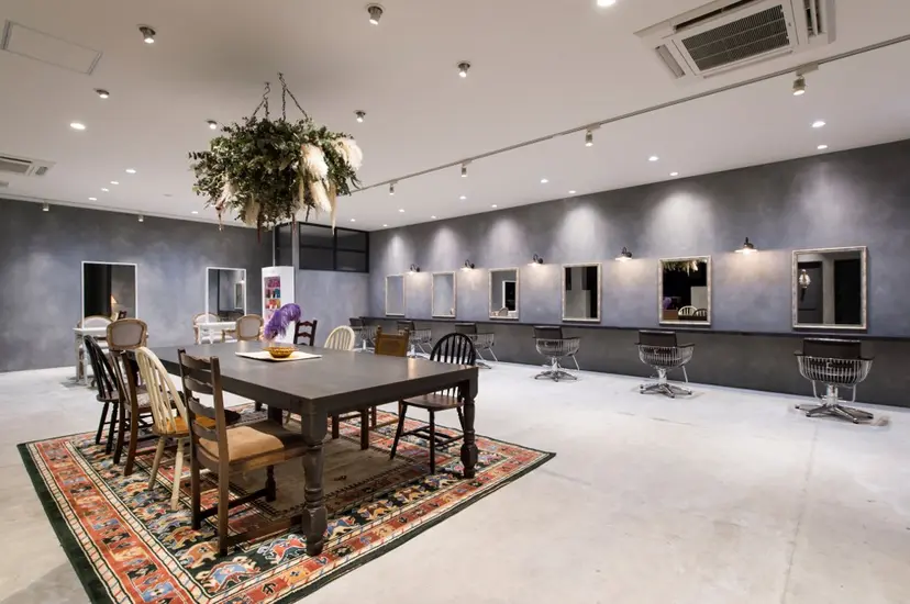 10〜30代垢抜けメ ンズ特化/入沢花音の掲載