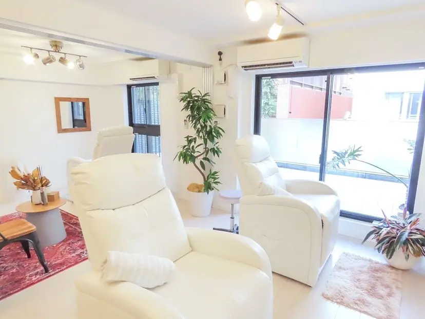 アイブロウ/ KOKUA 早川の掲載