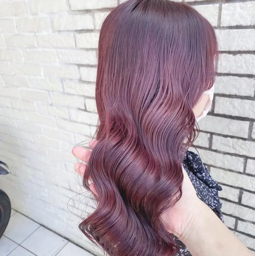 うる艶＆縮毛矯正 ⟡.·小林理菜⟡.·の掲載