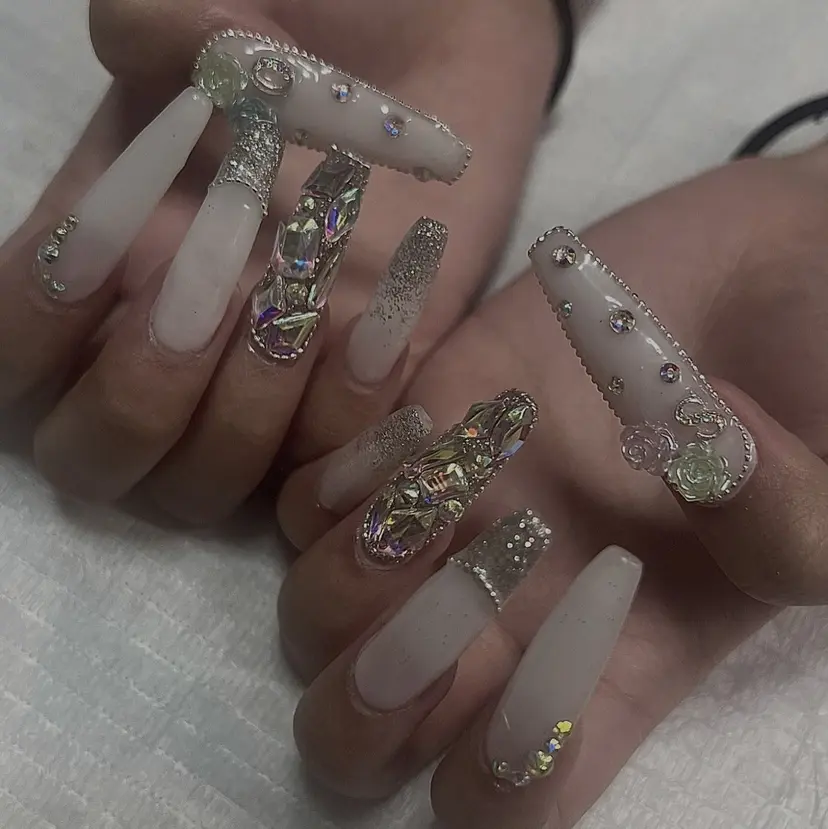 🦋 SEREA🦋の掲載