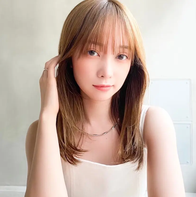 透明感/オリーブ/ グレージュ/YUKAの掲載