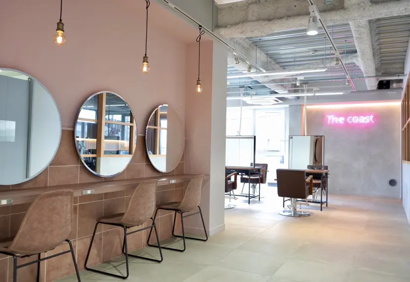 AKARI🌟ボブ/ ハイライト/似合わせの掲載