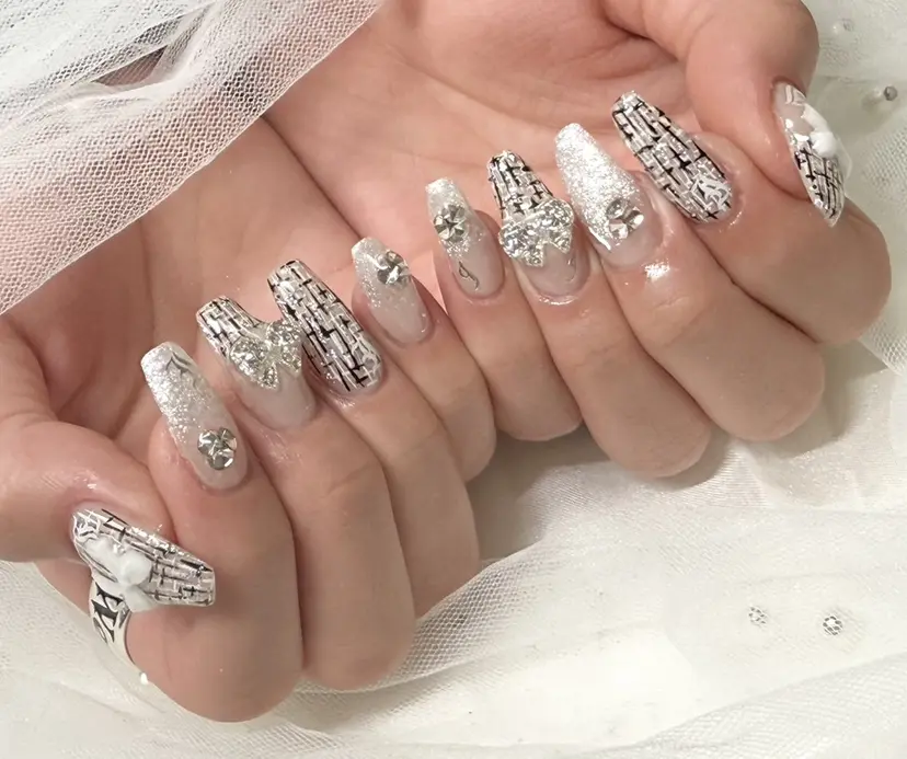 Roi〈ロワ〉 Minakoの掲載