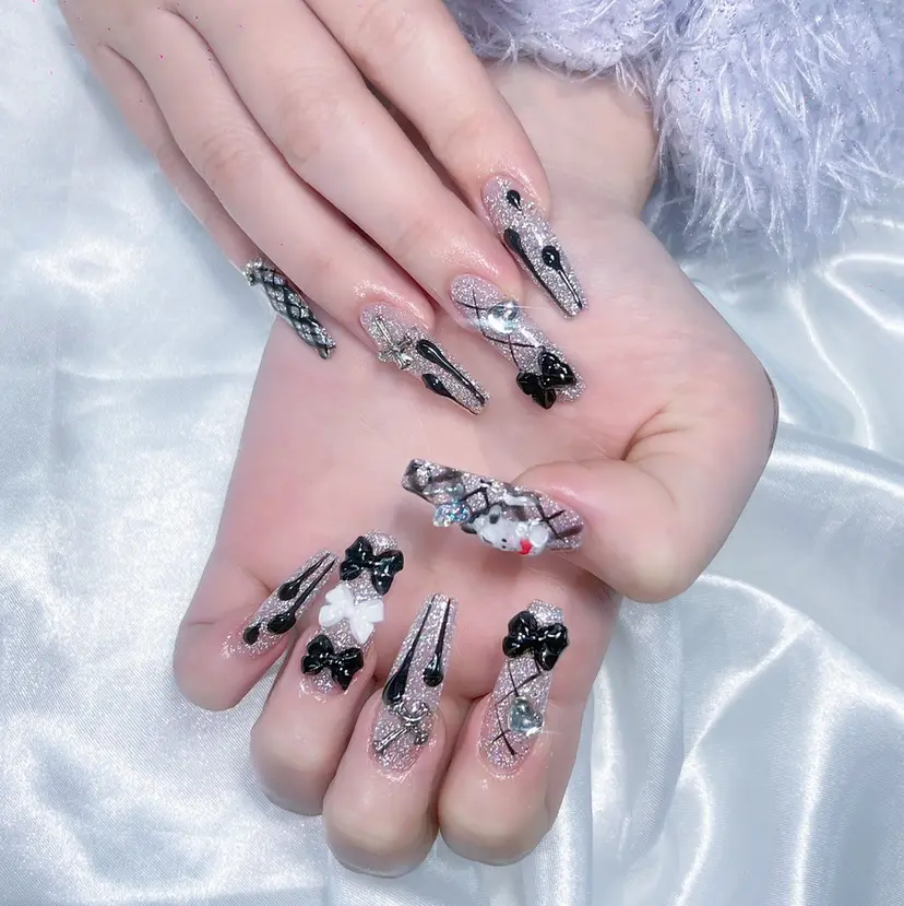 LEELA NAIL STUDIOの掲載