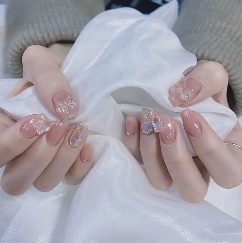 entree アントレイ ネイルの掲載