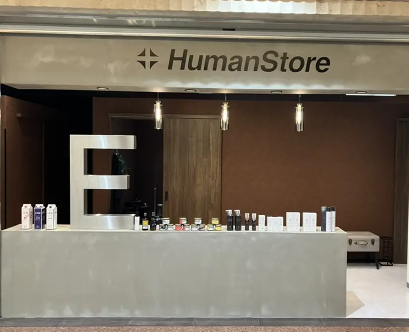 E nail ネイリストの掲載