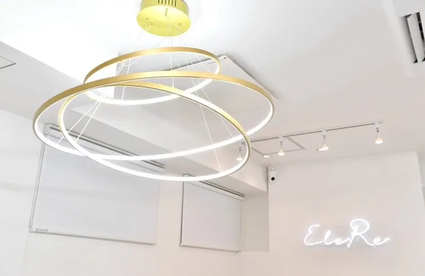 艶髪ヘア🤍/ 透明感himiの掲載