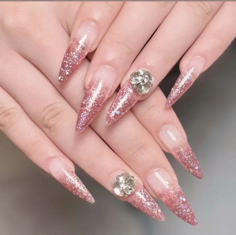 Bél Nail salonリナの掲載