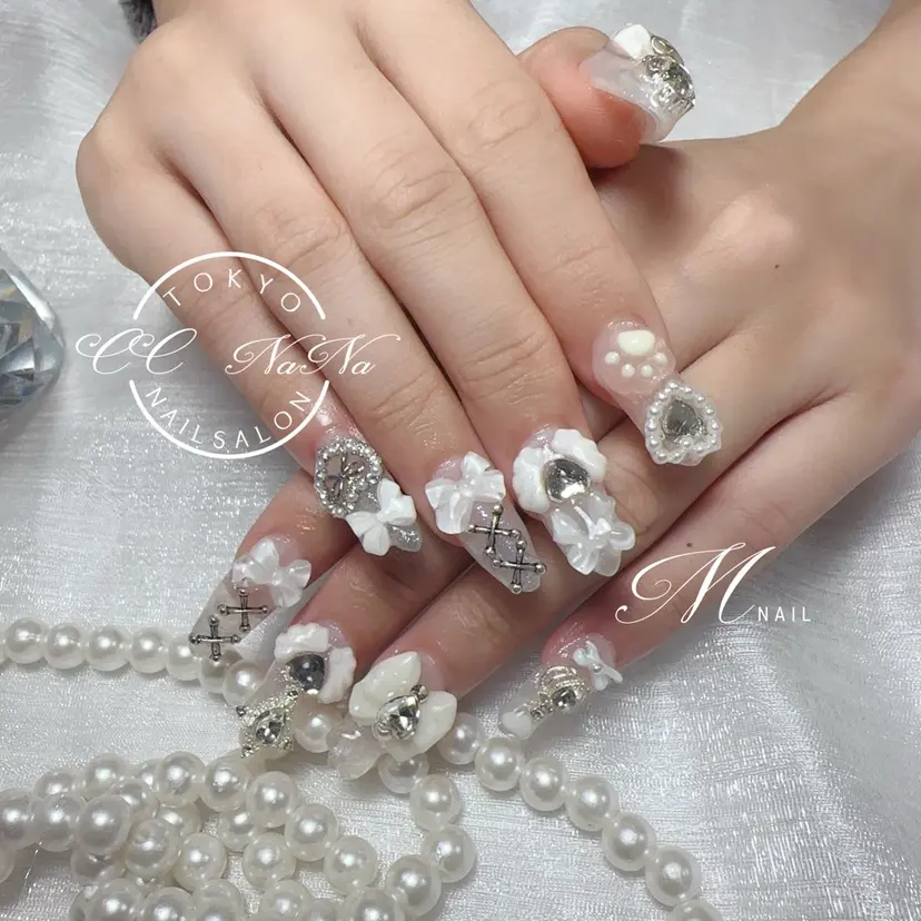 ⛄️ワンホンネイル 半額中🩵ナの掲載