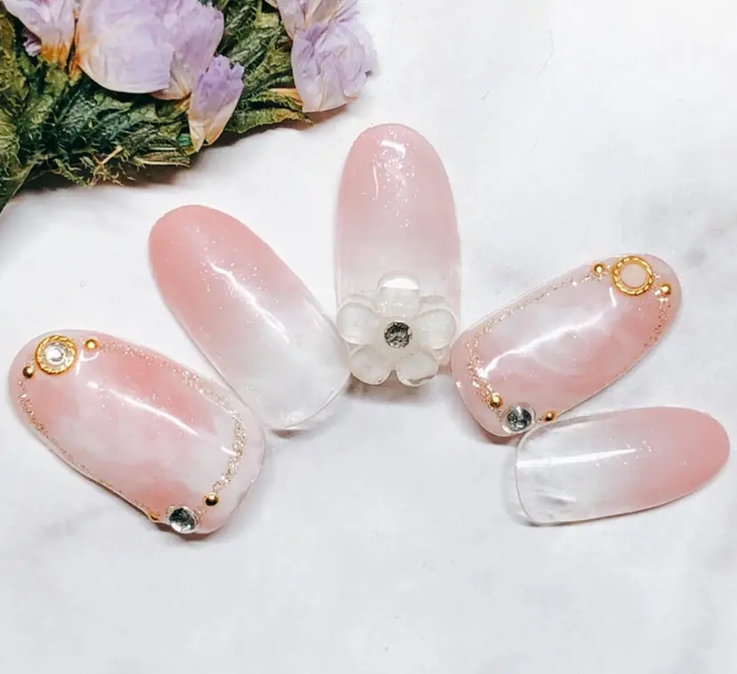 HANA │ネイルの掲載