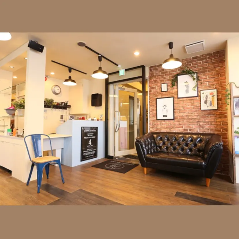 花巻真晃 プレミアモデルズの掲載