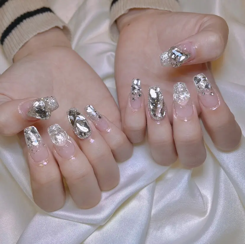 韓国ネイル☁️ haruna🌛の掲載