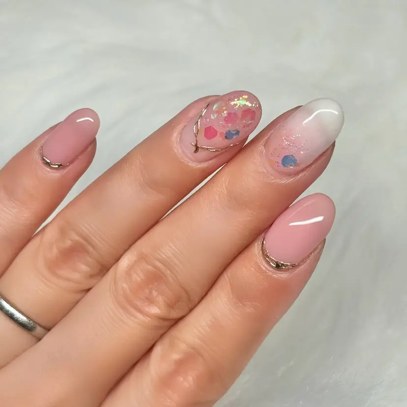 sari nailの掲載