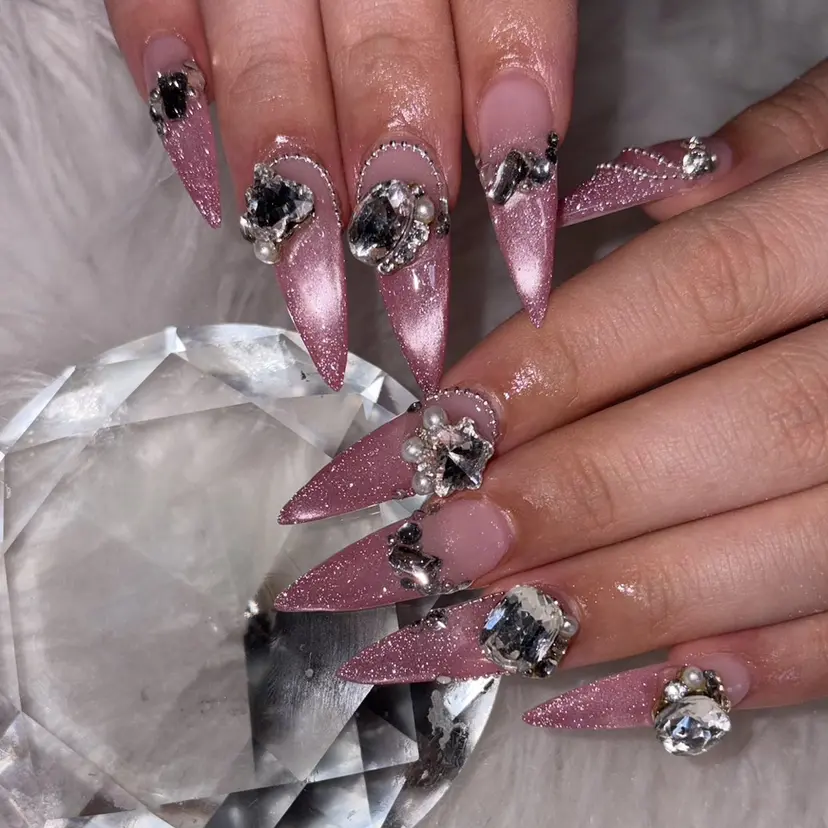 渡邊 ゆめのの掲載